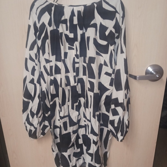 H&M plus size dress, new with tags 2XL - Picture 2 of 3